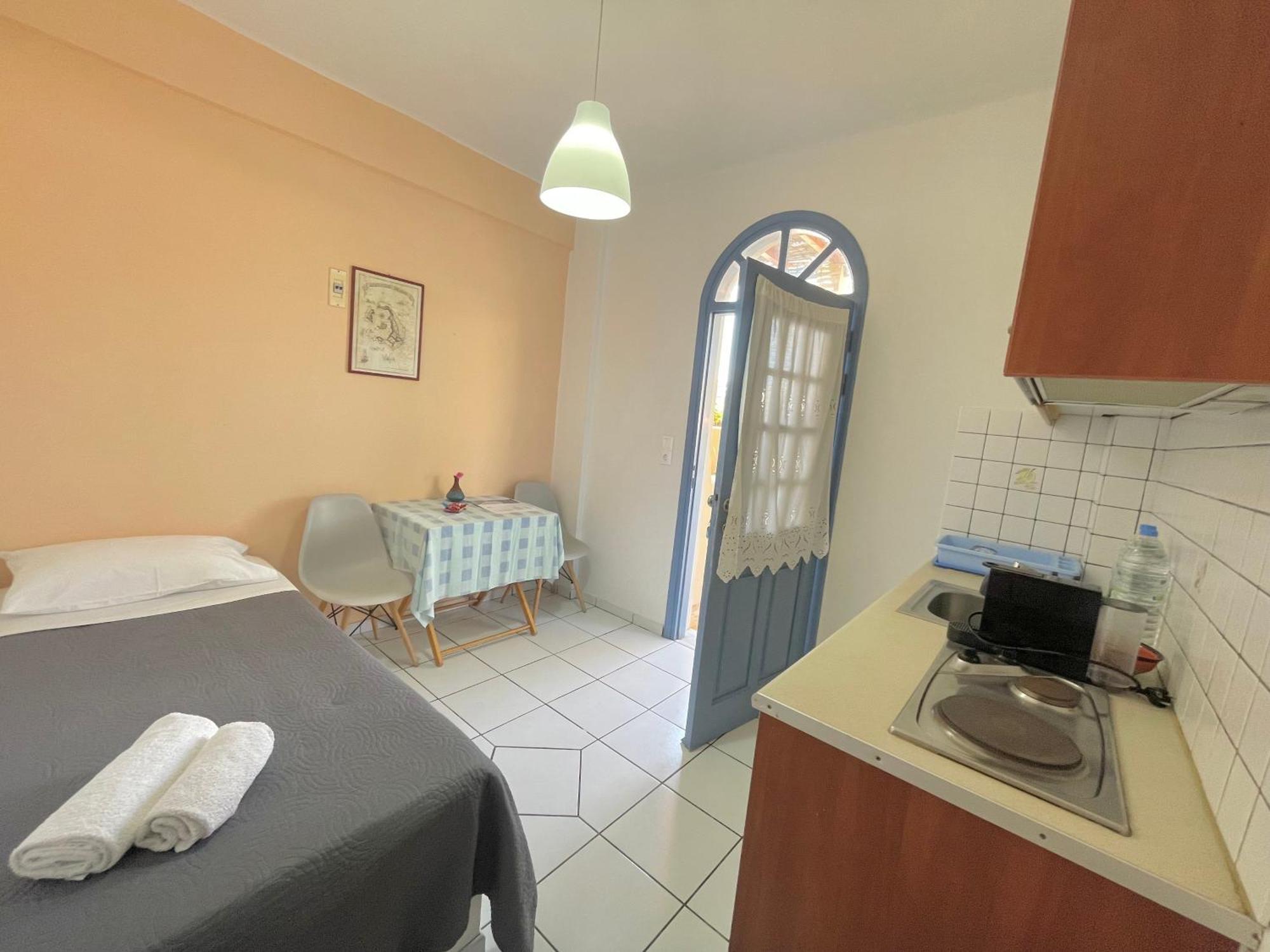 Asterias Mini Coastal Apartments Perivolos  Esterno foto