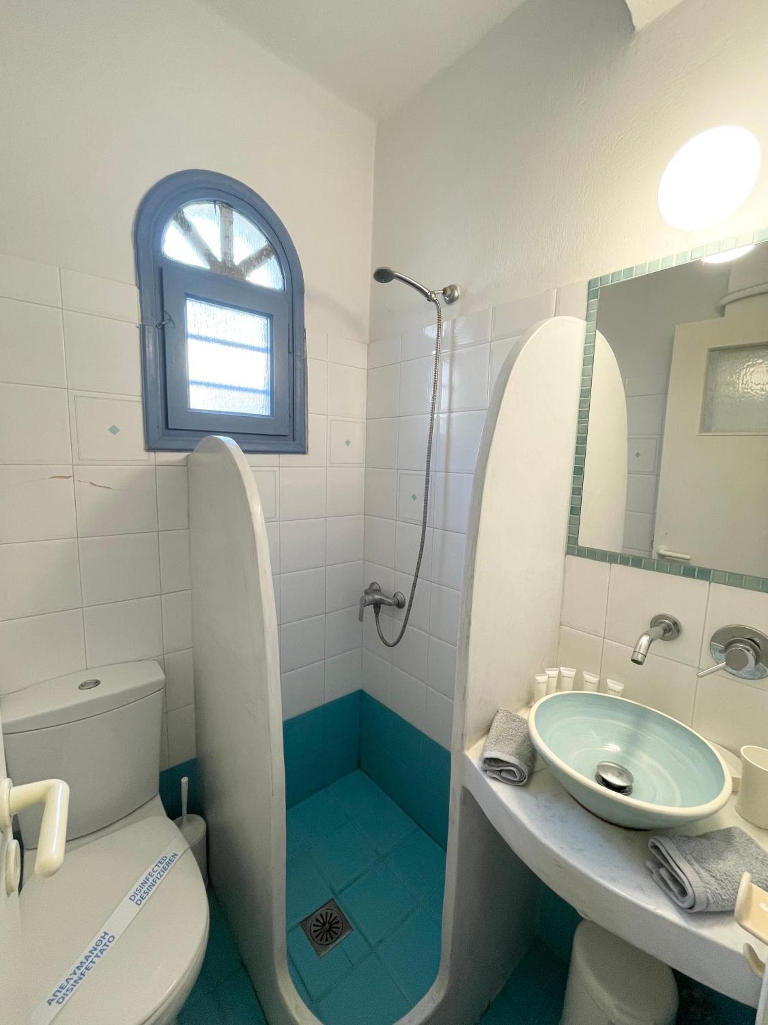 Asterias Mini Coastal Apartments Perivolos  Esterno foto